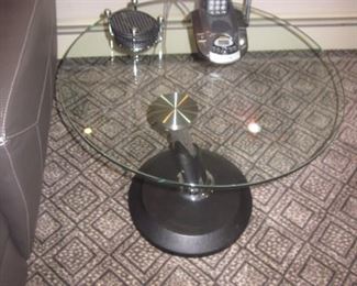 Round Glass Orbit Tables 