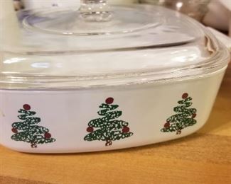 Corning Ware Christmas Tree from the Deck The Halls Halls Pattern