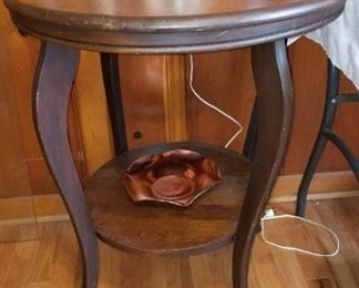 Round Table