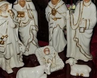 Creche Figurines