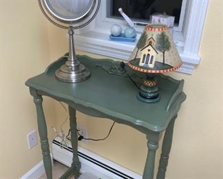 Green Accent Table - Perfect for a Bathroom!
