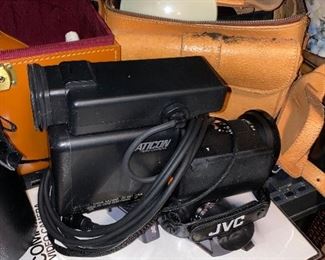 VINTAGE JVC VHS CAMCORDER 