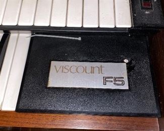 VISCOUNT F 5 ORGAN 
