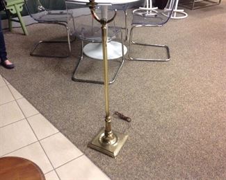 BOTTOM OF LAMP