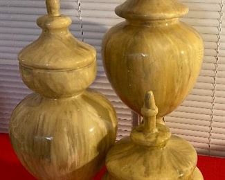 Set of Faux Marble Decor'