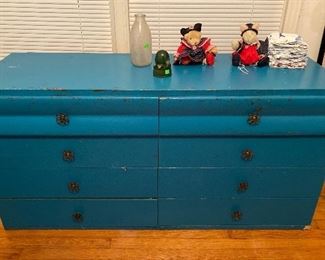 Chest of Drawers, Muffy Vanderbears