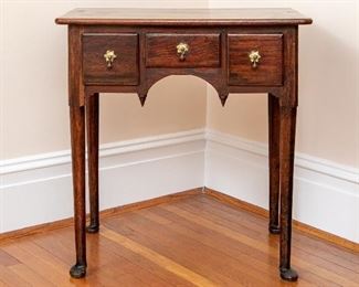 Walnut Lowboy Ca. 1760-1790