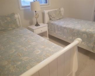 twin bed sets (many)