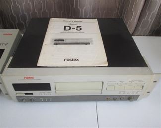 Fostex  D-5 Digital Master Recorder 