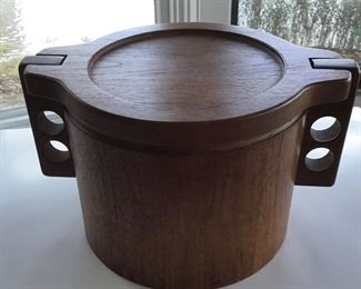 Wood line Teak ice bucket designed by Birgit krogh rare item - if interested you can contact seller 