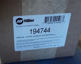 Miller Dimension NT 450 with wire feeder and dual spool