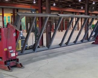 PandJiris 180' weld table