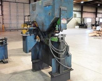 Mubea Universal Ironworker KBL 560