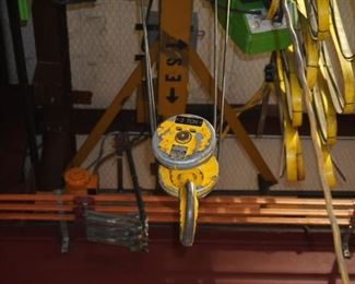 2-ton bridge crane