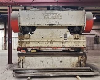 Verson B-910-200V mechanical press brake