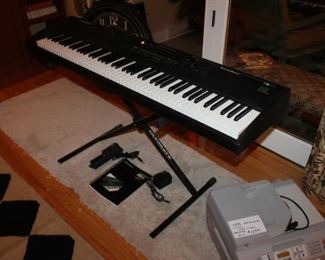 Kurzweil PC88 keyboard w/ stand and accessories