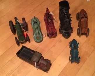 7 Antique Cars and Trucks https://ctbids.com/#!/description/share/272997