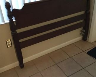 Headboard https://ctbids.com/#!/description/share/273035