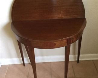 Side Table https://ctbids.com/#!/description/share/273070