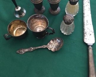 Assorted Sterling Items https://ctbids.com/#!/description/share/272986