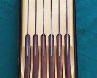 Set of Boker Steak Knives https://ctbids.com/#!/description/share/273020