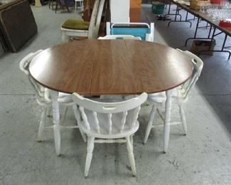 Dinette table and 4 chairs