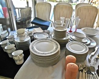 Stylehouse "Duchess" China