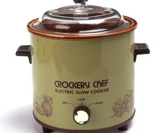 Vintage 1970's Korvettes Products Crockery Chef electric slow cooker  140 watt