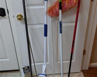 	Dust Mops and Floor Cleaning Equipment