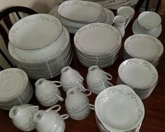 Noritake Annabelle China Set