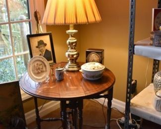 Lamp, Photo, Clock, Covered Dish, Chamber Pot, Gate-leg Table