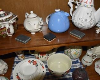 Various Tea Pots, Vintage Dishes