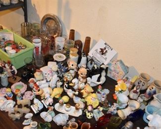 Salt Peppers, Small Figures, Penquins, Glasses, Vases, Glass Shoes, Quartz Animals