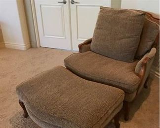 Classic Accent Chair with Ottoman