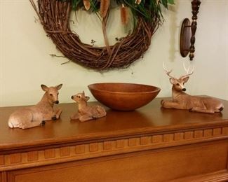 Family of whitetails