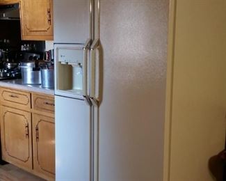 GE 'Profile' side-by-side refrigerator freezer