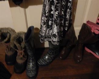 BOOTS
