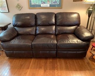 #11	Broyhill brown leather dual reclining sofa 90"L	 $200.00 

