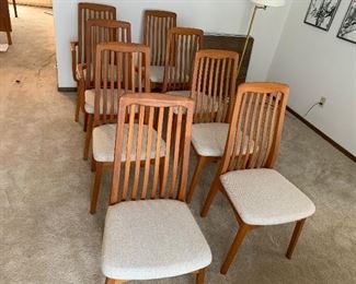 BENNY LINDEN DESIGN SET OF 8 CHAIRS