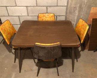 Vintage 50's table and chairs