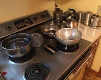 Pans, bowls & coffee pots