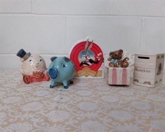 Vintage Banks And Music Box
Lot #: 4