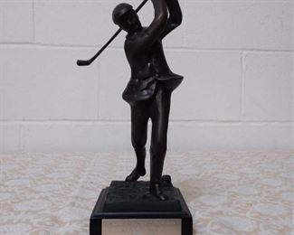 Golf Trophy
Lot #: 10