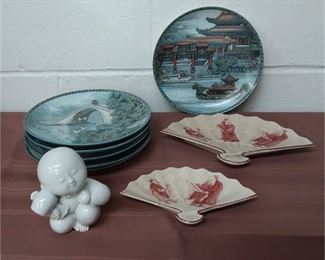 Asian Collectors Plate ,etc
Lot #: 25
