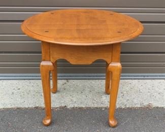 Ethan Allen Side Table
Lot #: 72