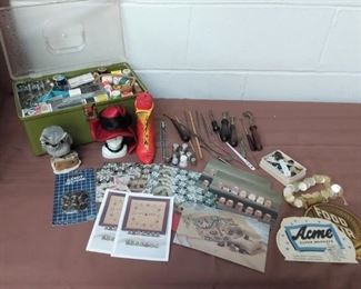 Sewing Lot
Lot #: 89