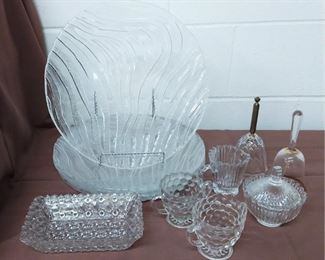Glasswares
Lot #: 92