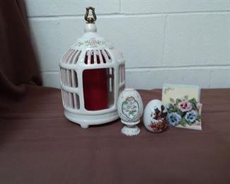 Group Of Porcelain
Lot #: 116