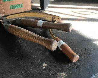 Outside storage building at back of the house 