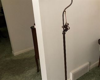 Handel floor lamp base - no shade